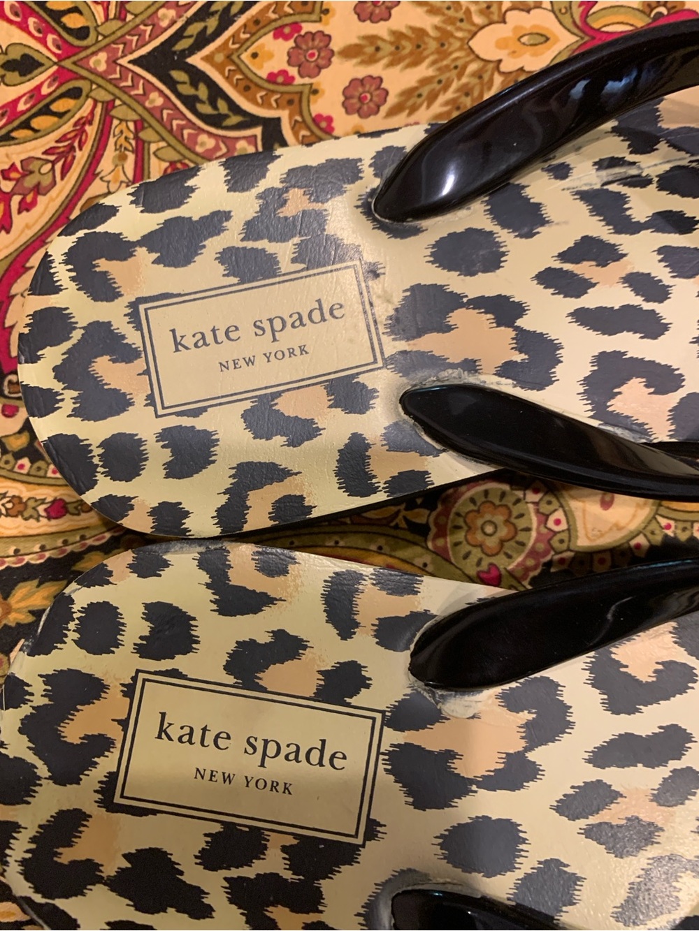 Kate Spade Leopard Flip Flops Size 7 - Picture 4 of 4